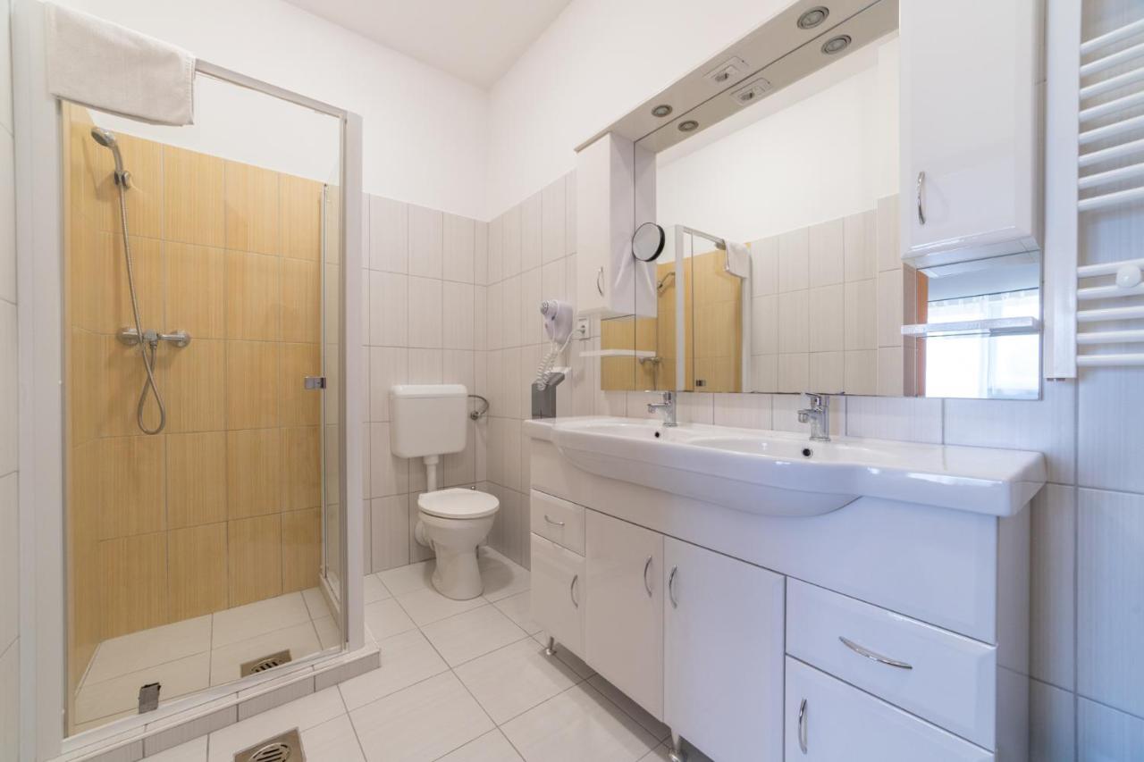 Pelso Panzio Bed and Breakfast Balatonmáriafürdő Eksteriør billede