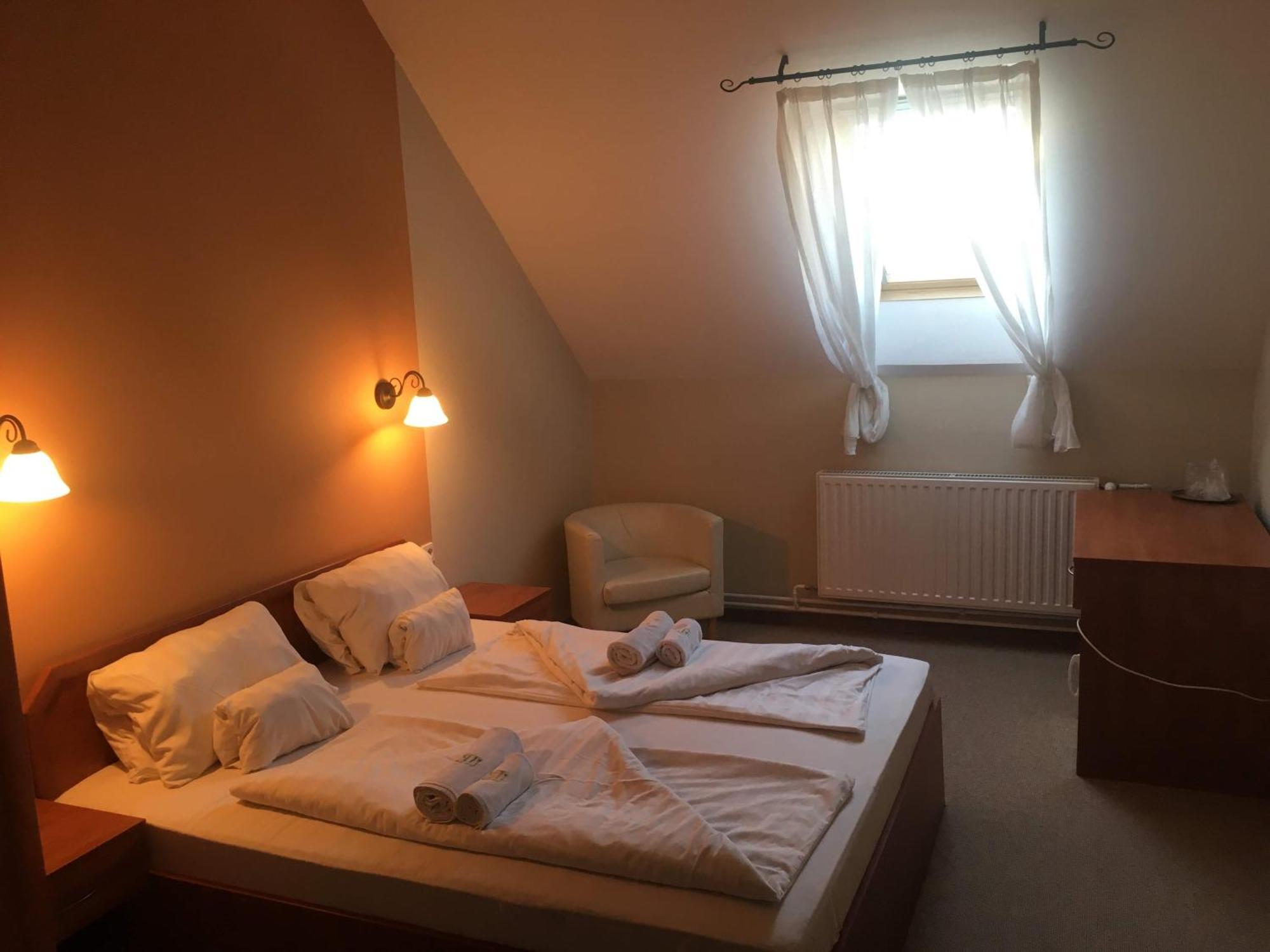 Pelso Panzio Bed and Breakfast Balatonmáriafürdő Eksteriør billede